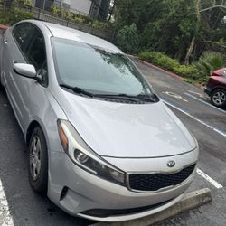 2017 Kia Forte CLEAN TITLE