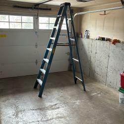 Werner 8’ Fiberglass Ladder
