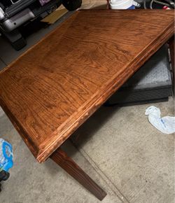 Wood dinning table