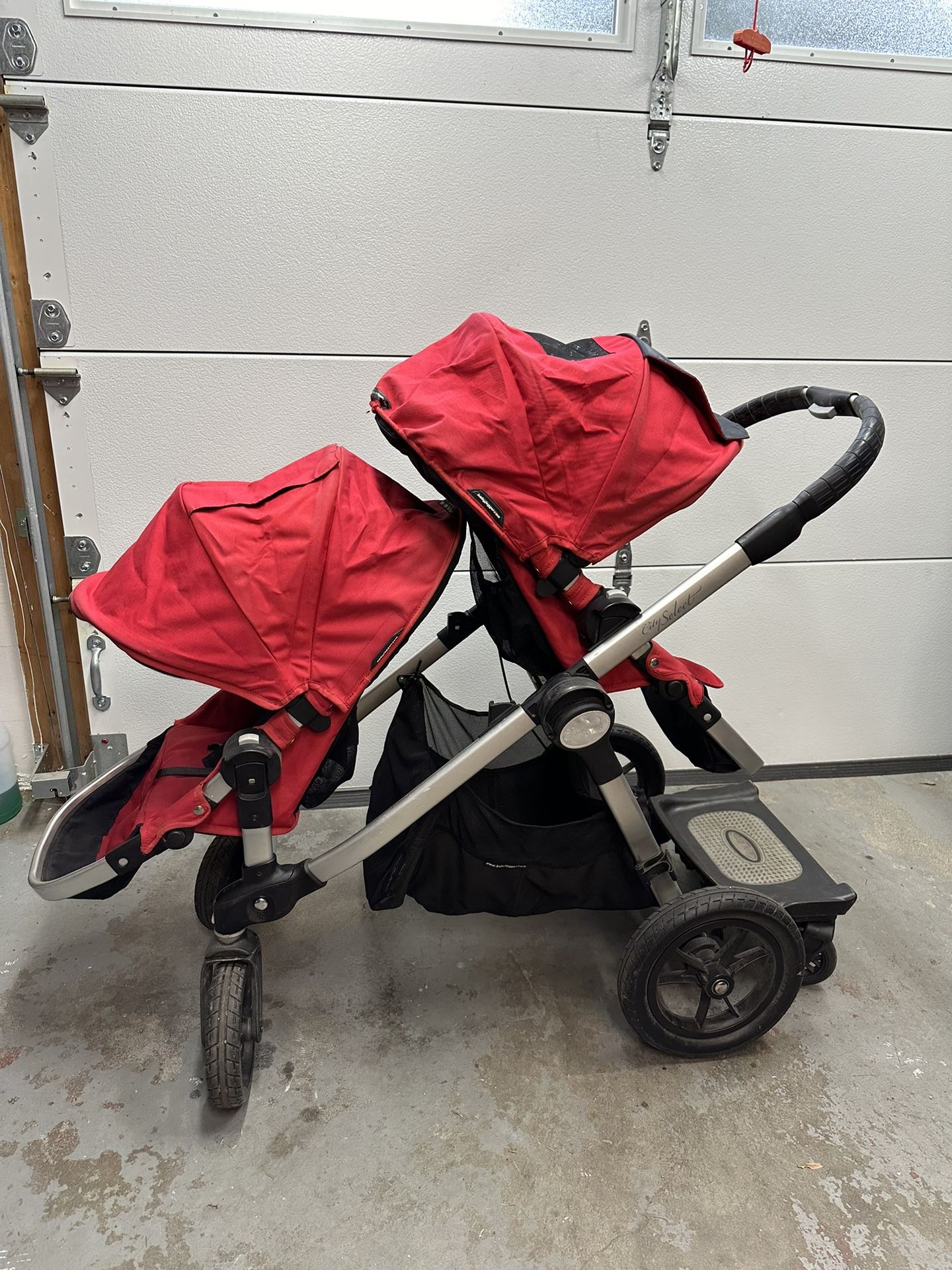 City Select Double Stroller Ruby Red with Second Seat, Glider Ride