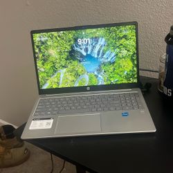 Hp 15 Laptop  238 Gb/8Gb RAM 