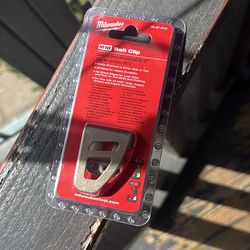 milwaukee m18 belt clip