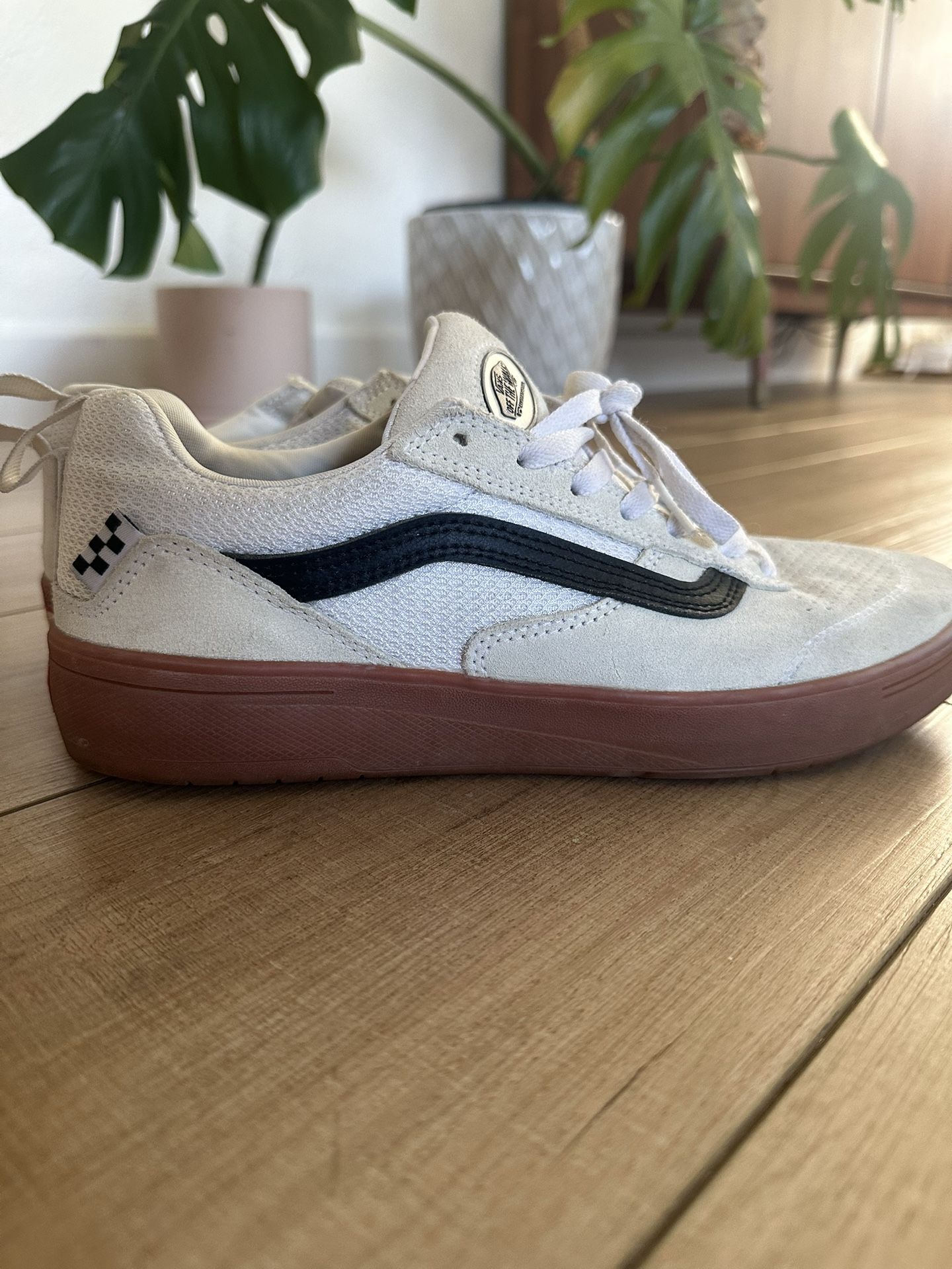 Vans - Mens Size 9