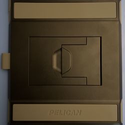 Pelican Voyager Case w/ Kickstand For Apple iPad 11-inch - Black