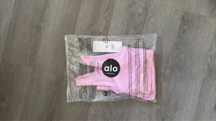 alo sporting bra and leggings set