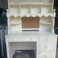 Solid Wood Desk /antique White 