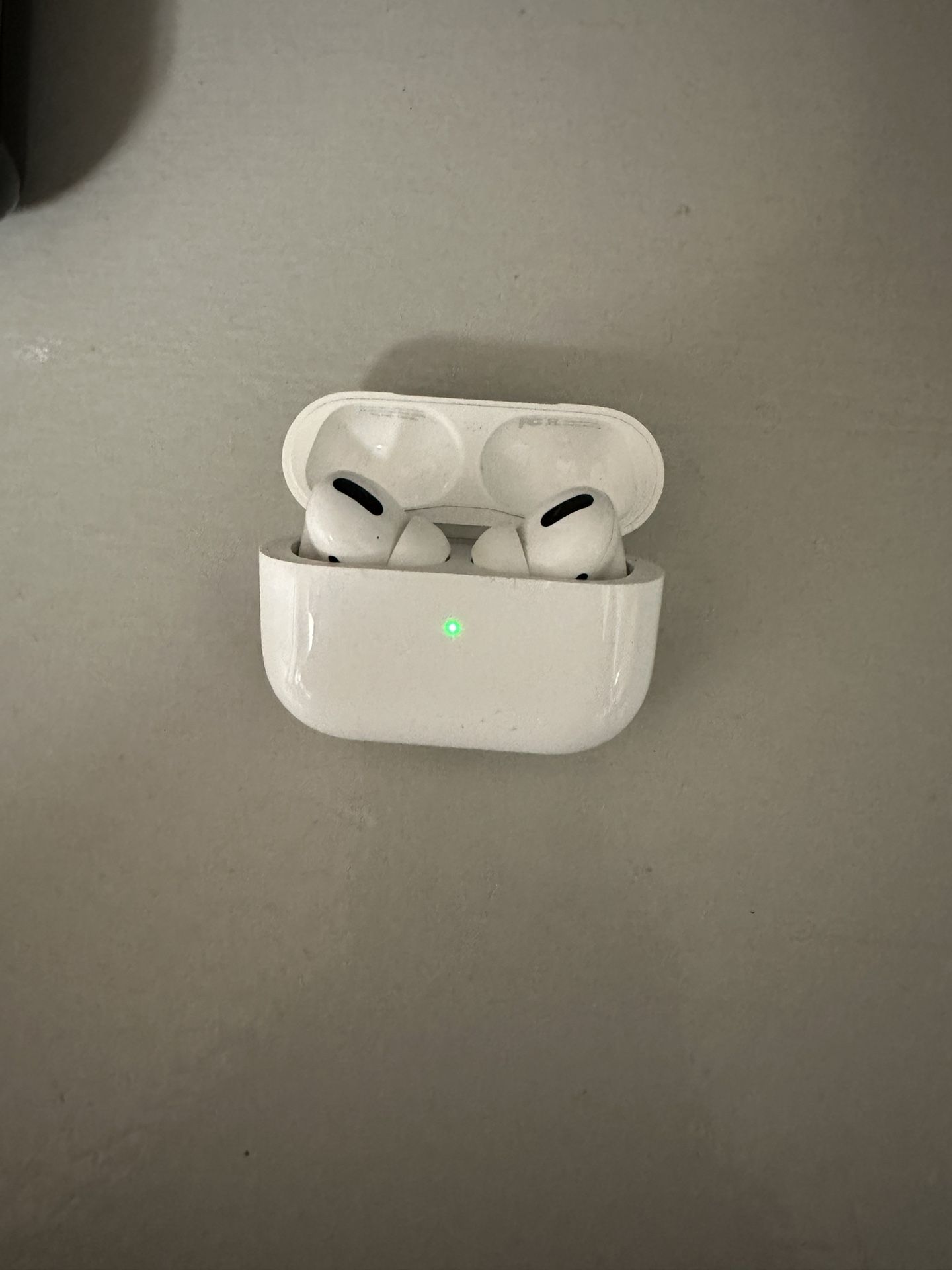 Apple AirPods Pro 2