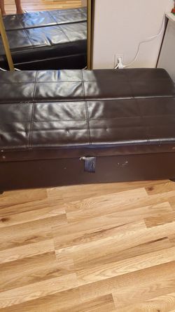 Pullout bed