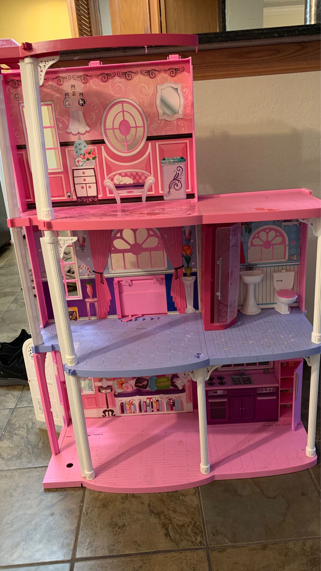 Free Barbie house