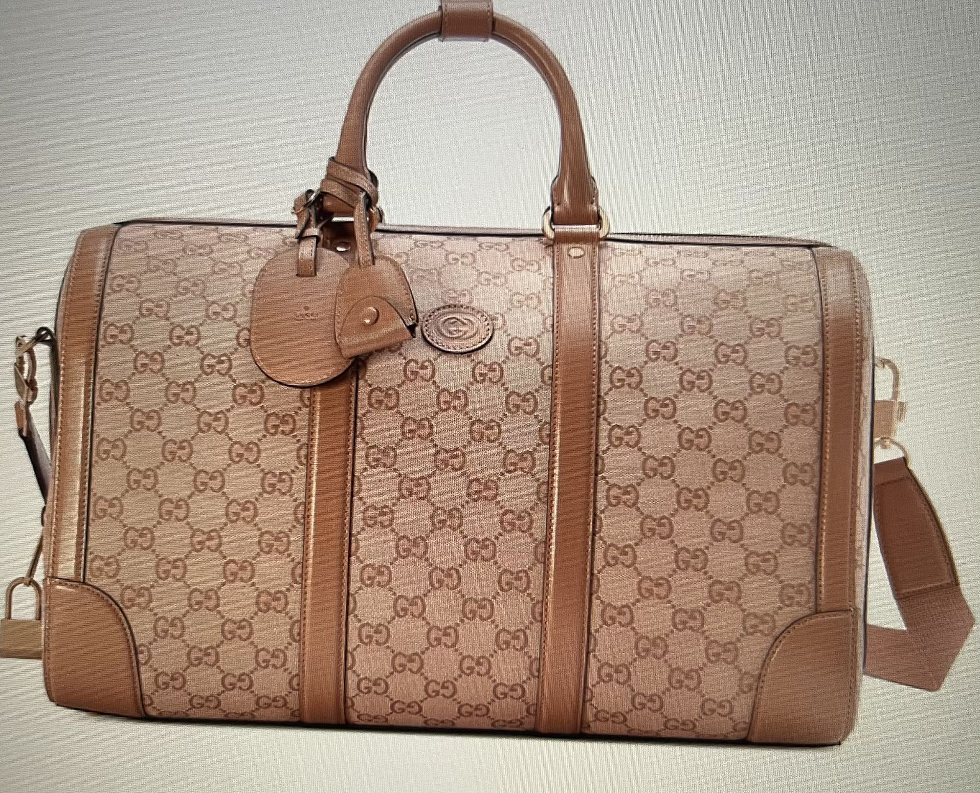 Gucci Travel Bag for Sale in Portland, OR - OfferUp