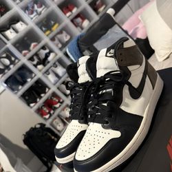 Jordan 1 Mocha Size 8.5