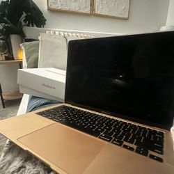 MacBook 13” (2020)