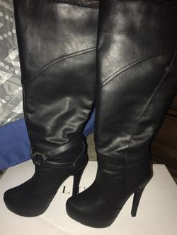 Boots size 7.5