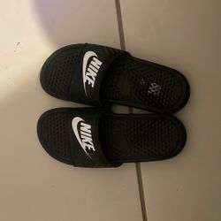 Nike slide 