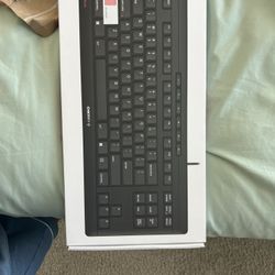 Compact Keyboard Pick Up Only