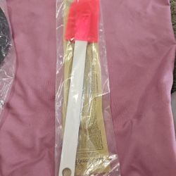 Pampered Chef Help Whip Cancer Pink Classic Scraper Spatula NIP #1676