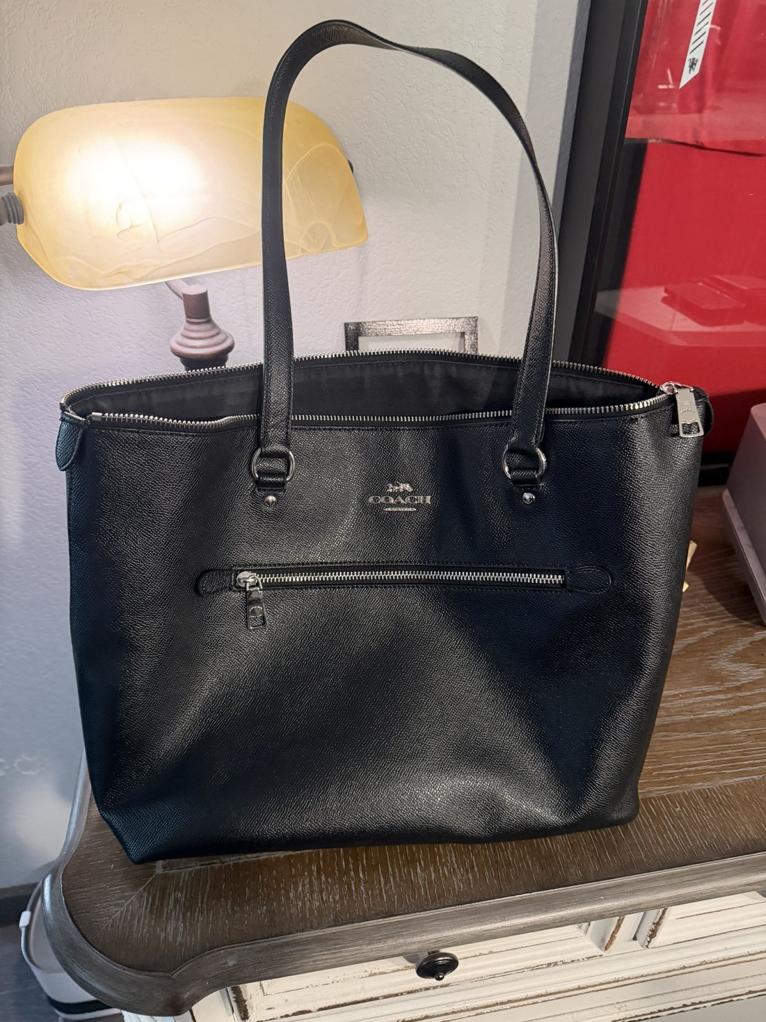 Coach Leather Gallery Shoulder Tote Purse