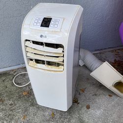 8000 BTU AC