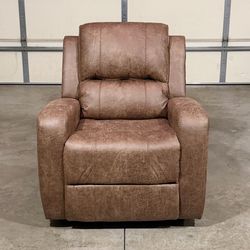 New Recliner Chair (Can Deliver)