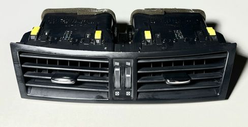 2009 Lexus GS350 Upper Dash Vent Assembly 55(contact info removed)0 55(contact info removed)0 55(contact info removed)1