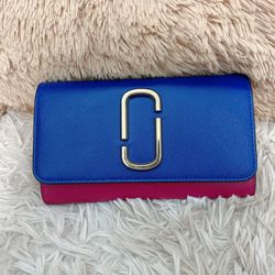 Mac Jacob’s Blue And Pink Crossbody Wallet