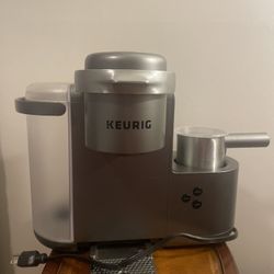 Keurig Cafe With Latte Maker 