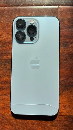 iPhone 13  123GB