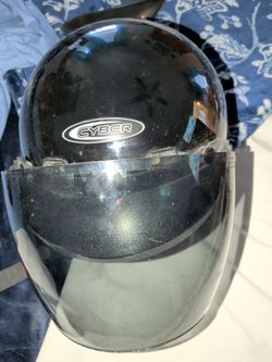 Motorcycle helmet black and size small
