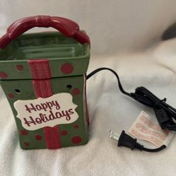 Scentsy All Wrapped Up Full Size Warmer