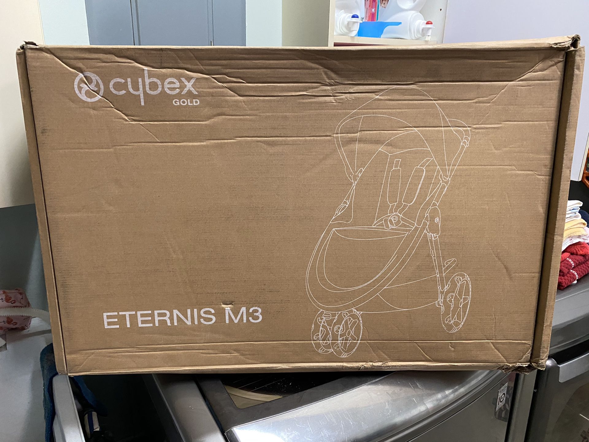 For Sale Brand New CYBEX Gold Eternis M3 Stroller in Red