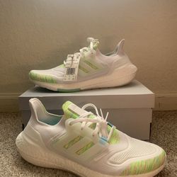 Adidas Ultraboost 22 Sizes 10.5 & 11 Men