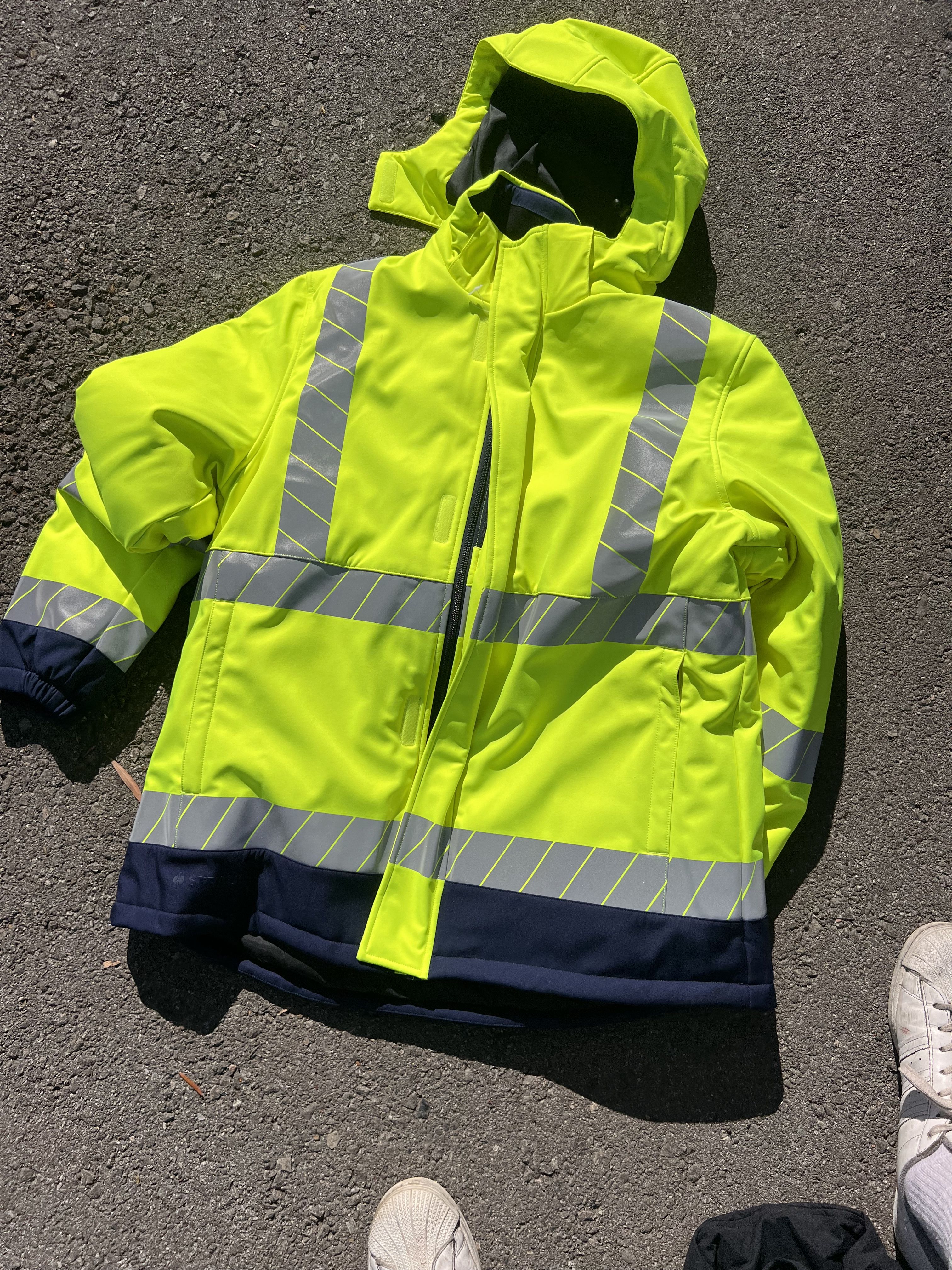 Strauss High Visibility Waterproof Jacket Class 2 ANSI-certified ...