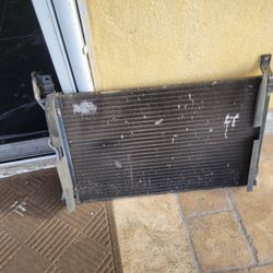 AC Condenser For 2003 2004 Mercury Marauder 