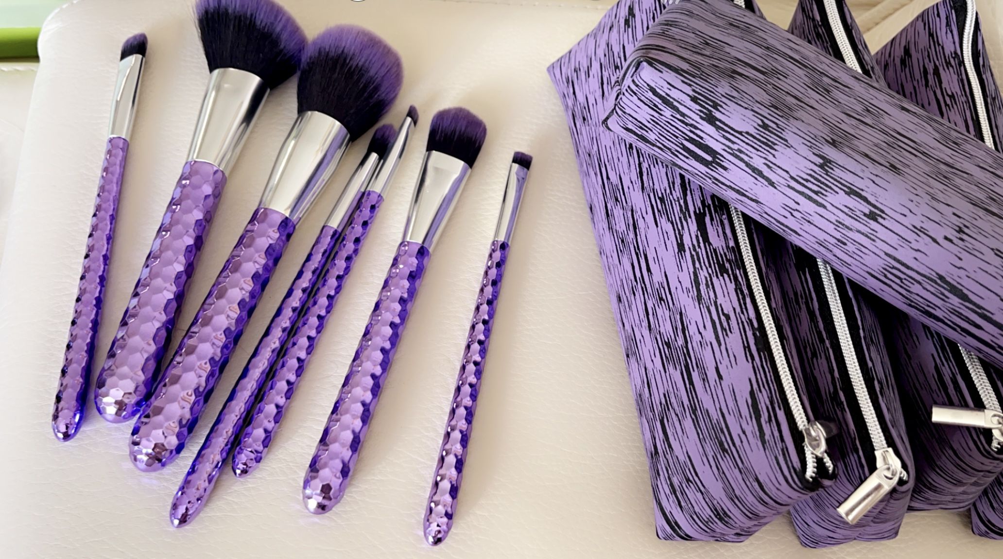 Makeup Brushes 