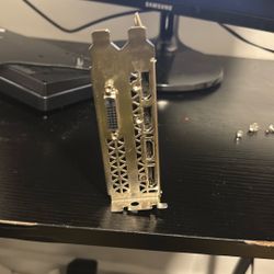 Charger piece from PC