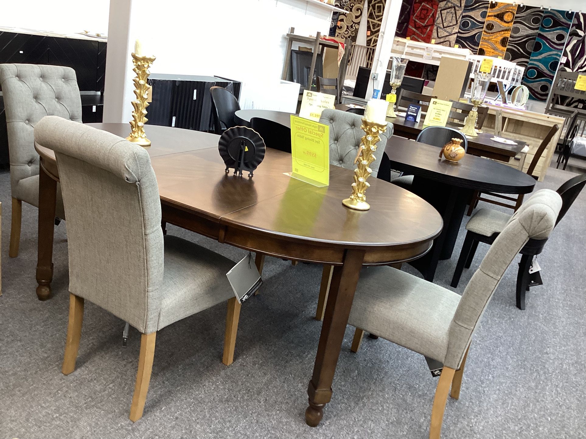 5 Pc Dinning Table $599
