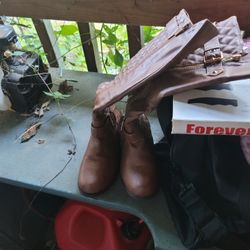 Ladys Brown Boots  Size 7.5 