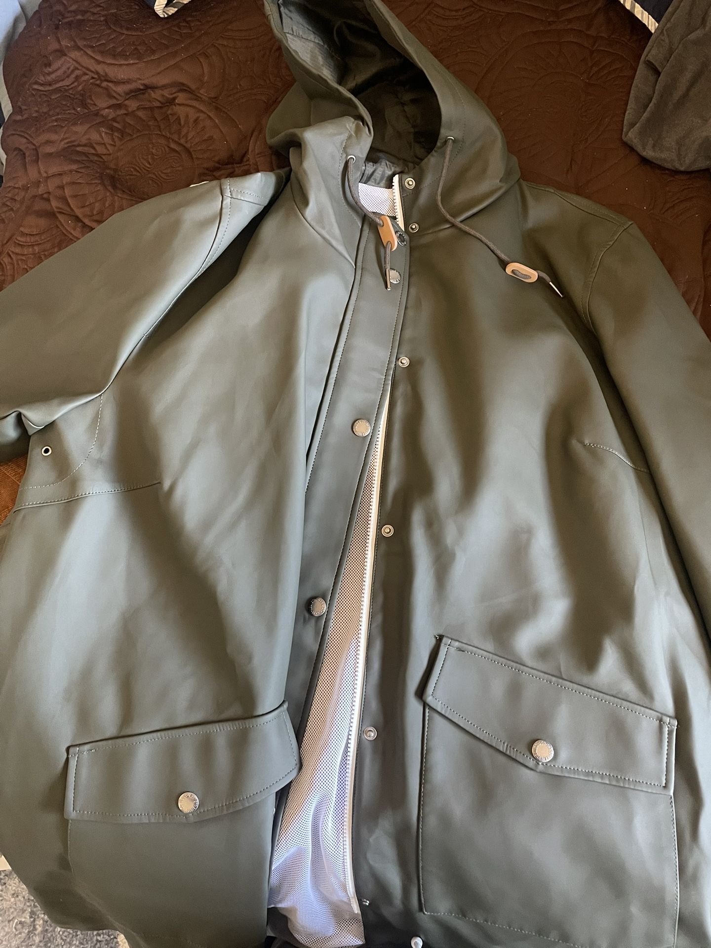 Brand new Levi’s jacket green