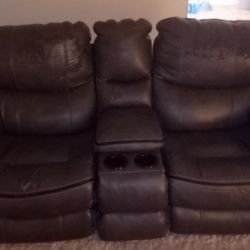Leather Couch Recliner 