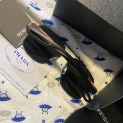 Sunglasses Prada 