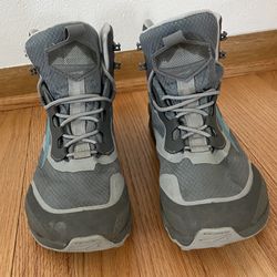 Altra Women’s 8.5  Lone Peak ALL-WTHR Mid Hiking Boots
