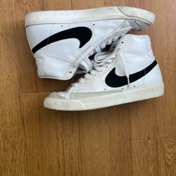 Women’s Nike Sneakers High Tops