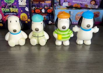 Snoopy Figure Toy Set of 4