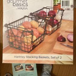 Mikasa Gourmet Stacking Baskets