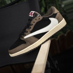 Jordan 1 Low Travis Scott Mocha 175