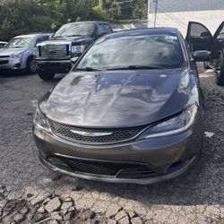2016 Chrysler 200 