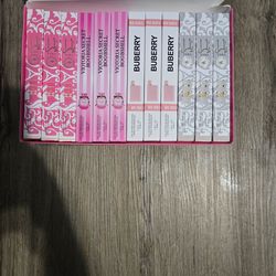 Yara, Burberry, praoa,Victoria  perfume