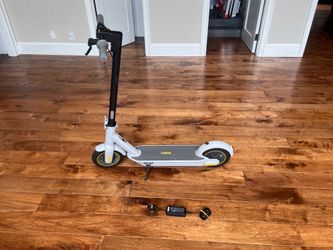 Ninebot KickScooter MAX G30LP Electric Scooter w/ Charger – Fully Functional