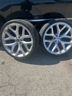 26 inch rims  6 lug  Tahoe, suburban, Cadillac Escalade