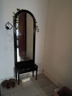 Black vanity